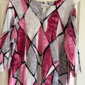 Alfred Dunner Pink, Gray & White Rhinestone V-Neck Tunic